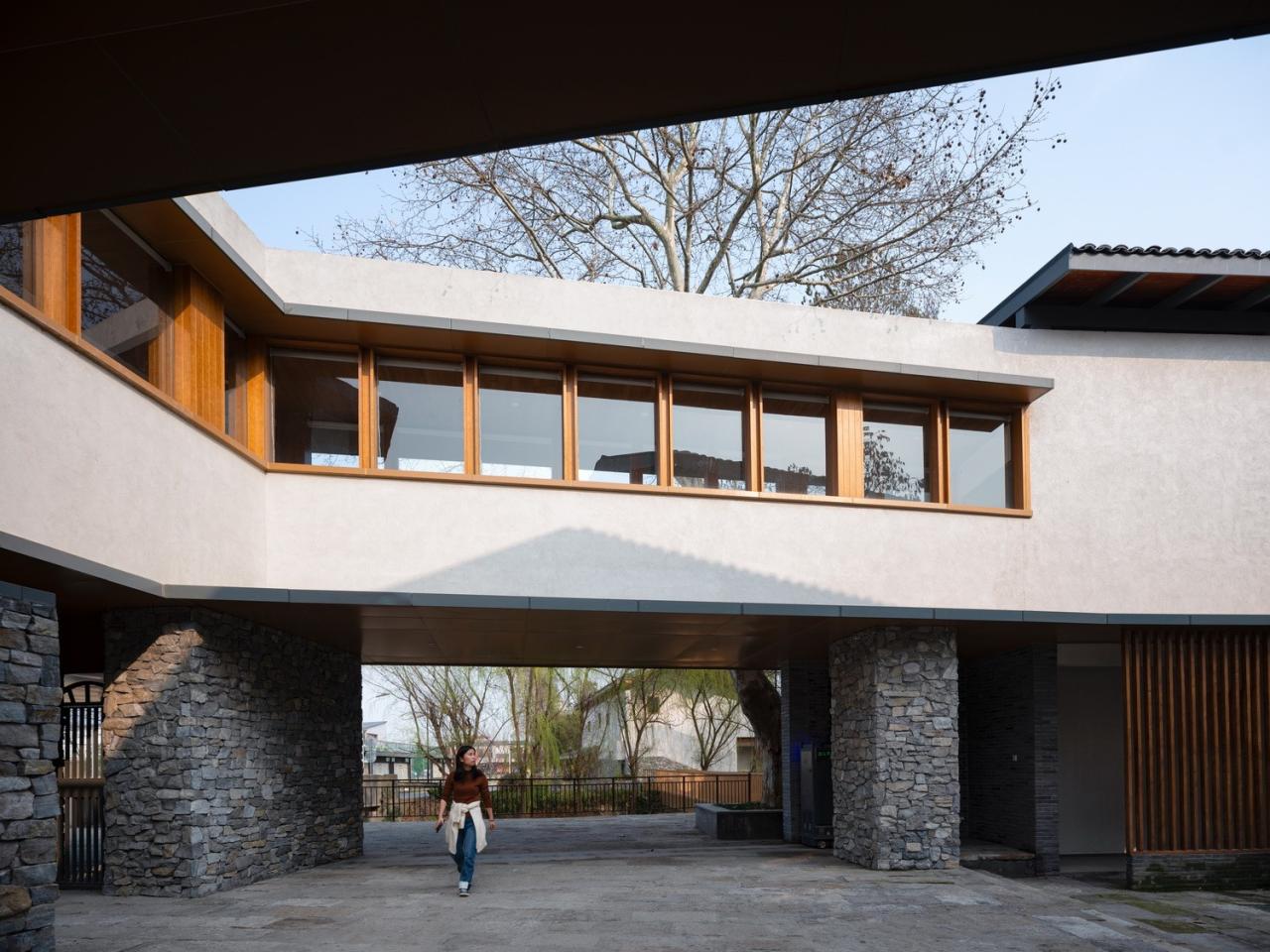 BIM建筑|龙南村党群中心 / 森上建筑