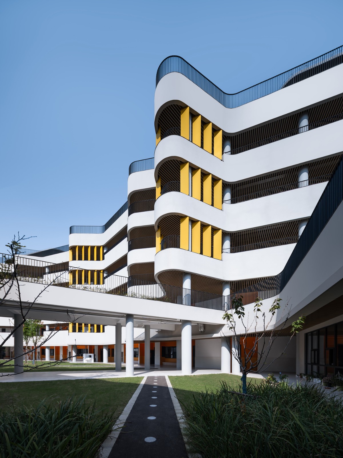 BIM建筑|上海师范大学附属青浦实验学校 / BAU建筑城市设计事务所