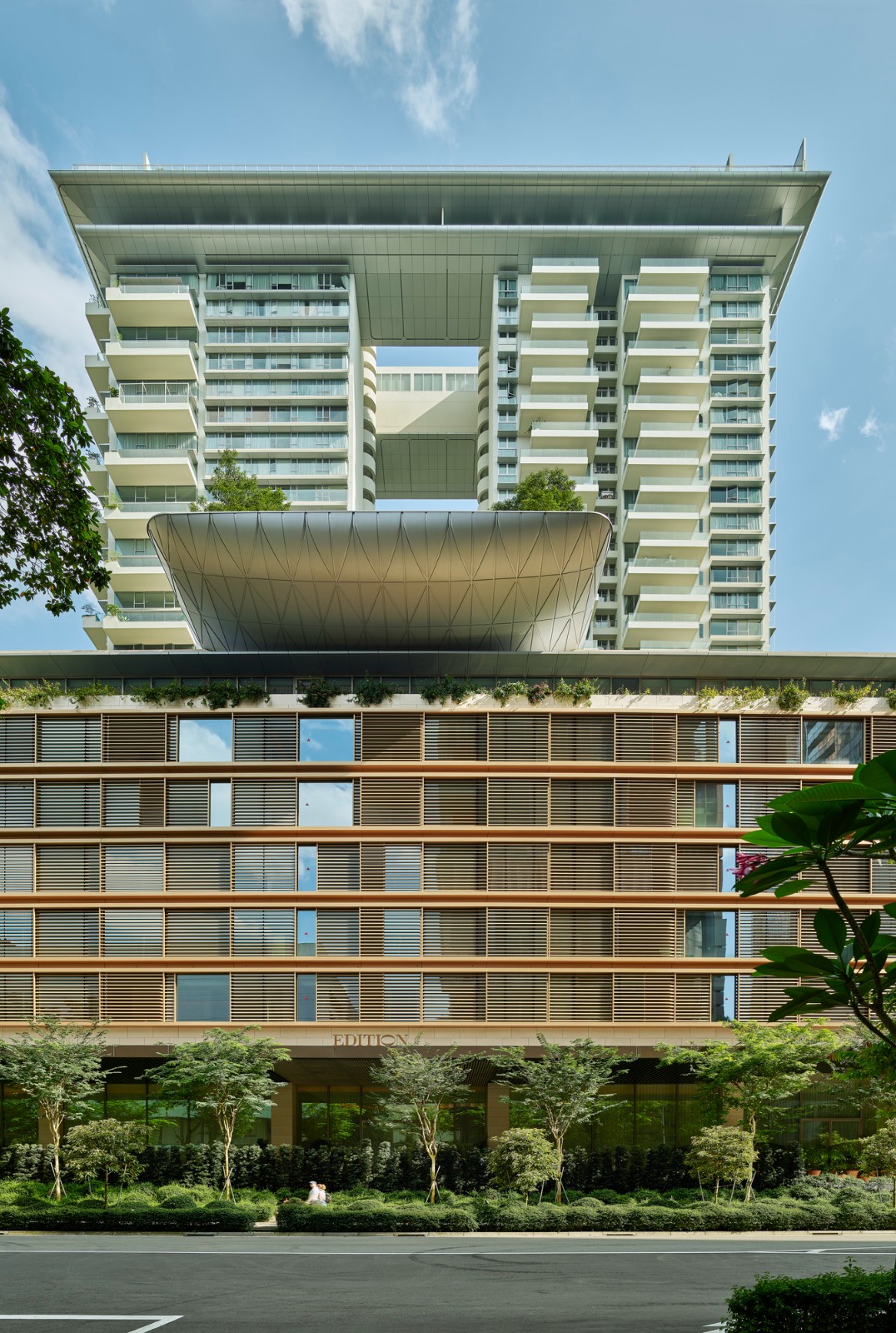 BIM建筑|铂瑞雅居与新加坡艾迪逊酒店 / 萨夫迪建筑事务所