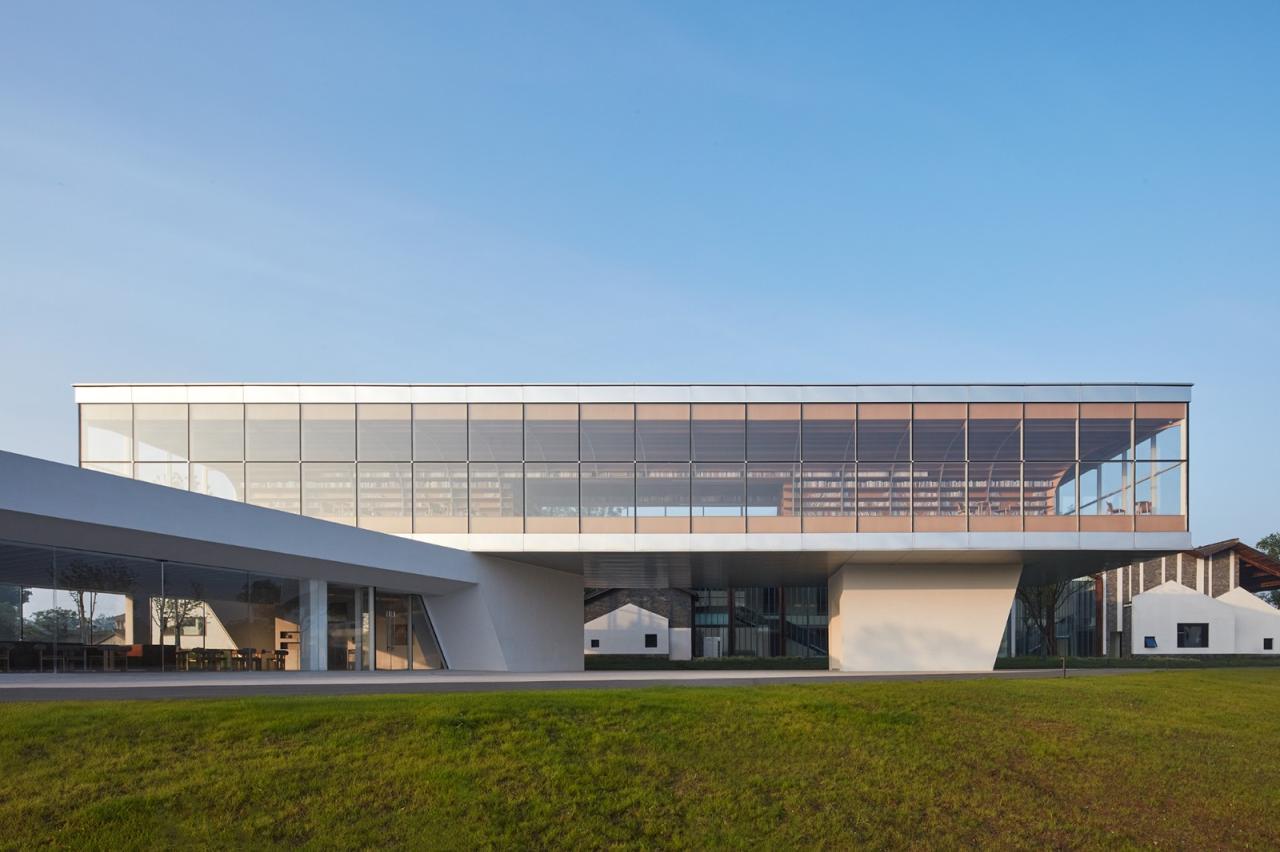 BIM建筑|白丁图书馆 / 源境建筑