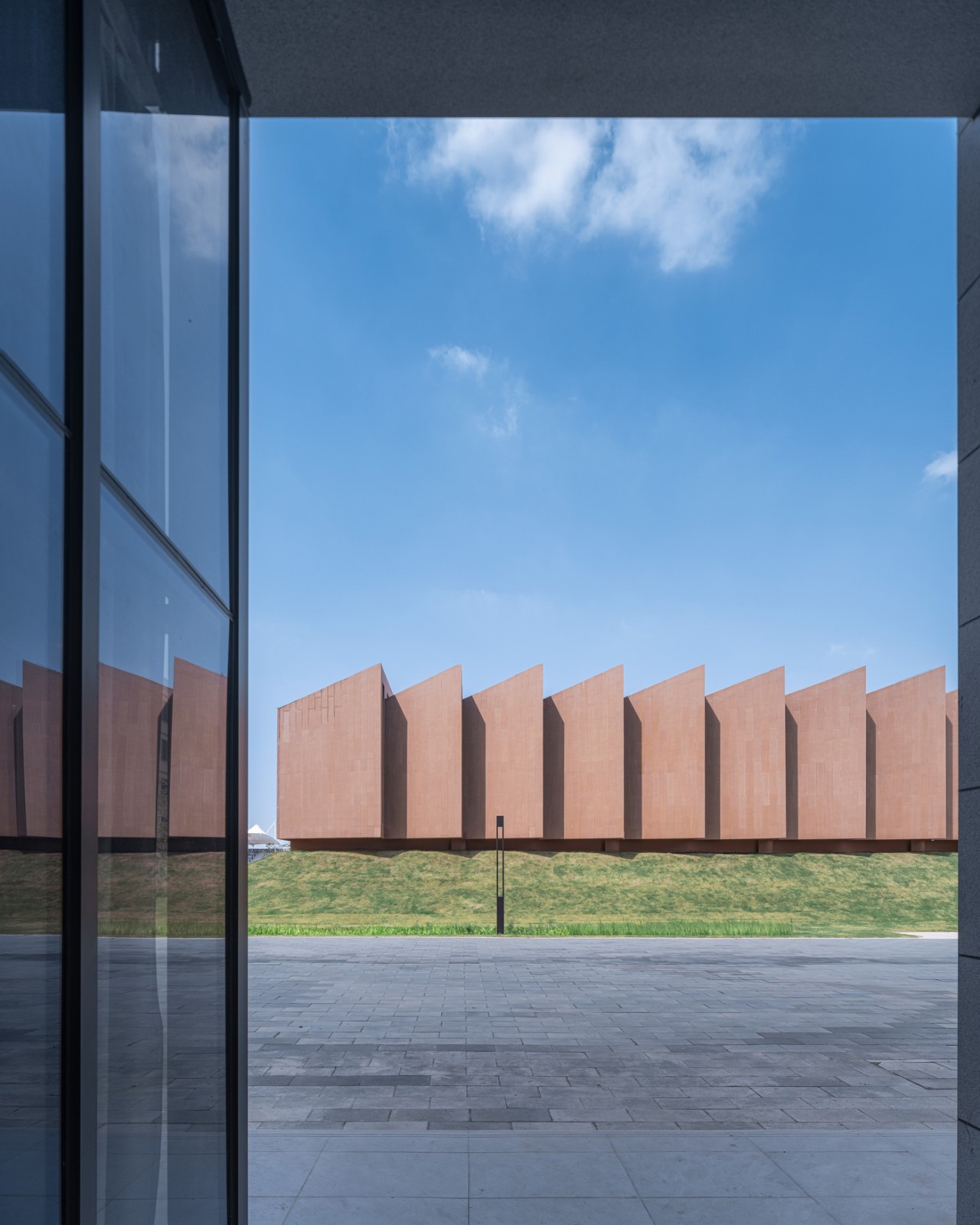 BIM建筑|江苏省梅村高级中学空港分校 / 华南理工大学建筑设计研究院