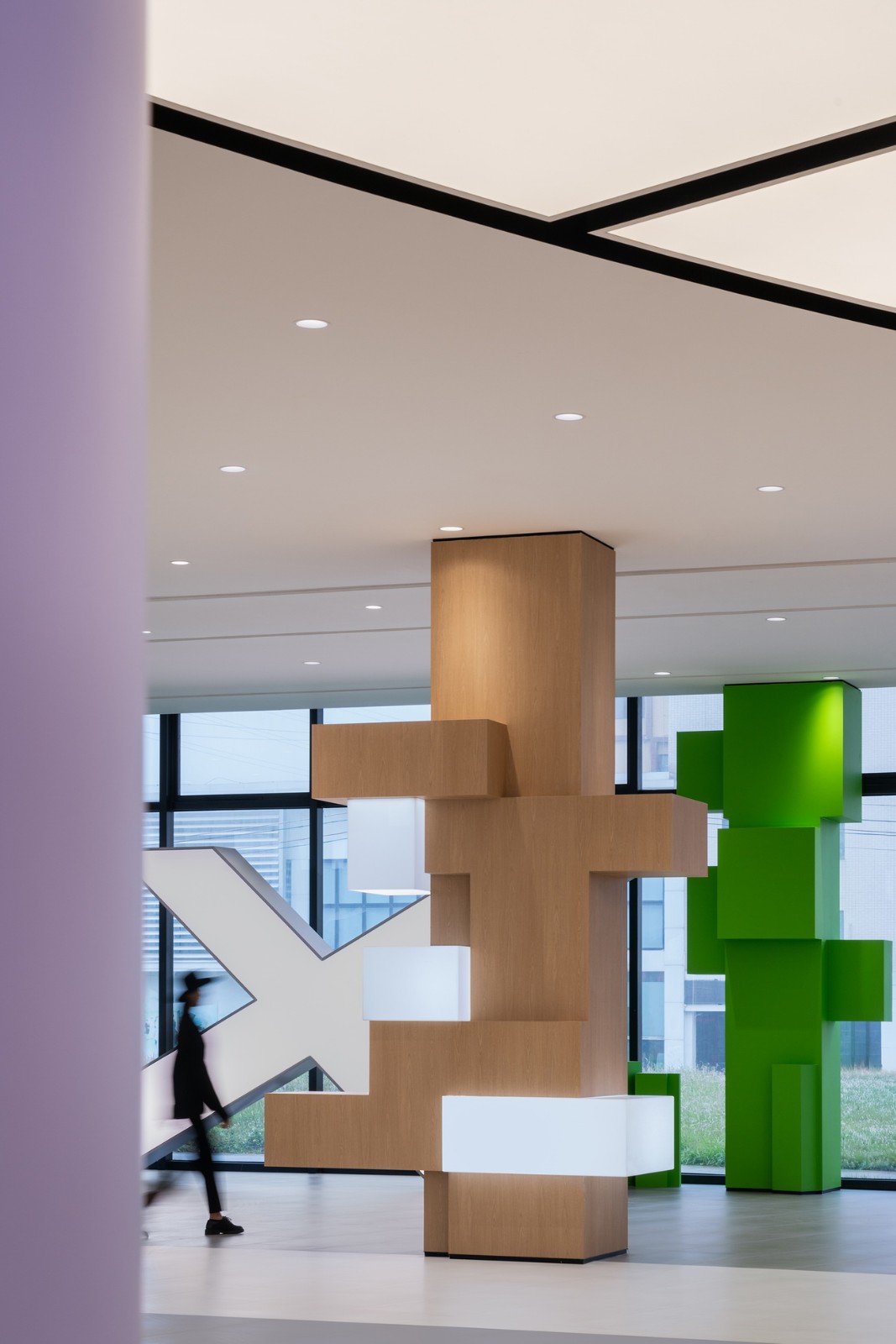 BIM建筑|充分考虑在地化和适应性，打造BMW宝马“绿星灯塔” / ARCHIHOPE