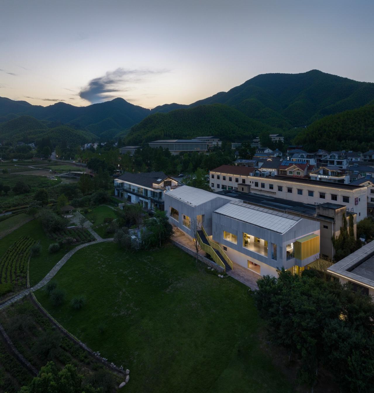 BIM建筑|基于空间叙事的乡村建筑改造实践探索 / 上海交通大学设计学院杜春宇团队