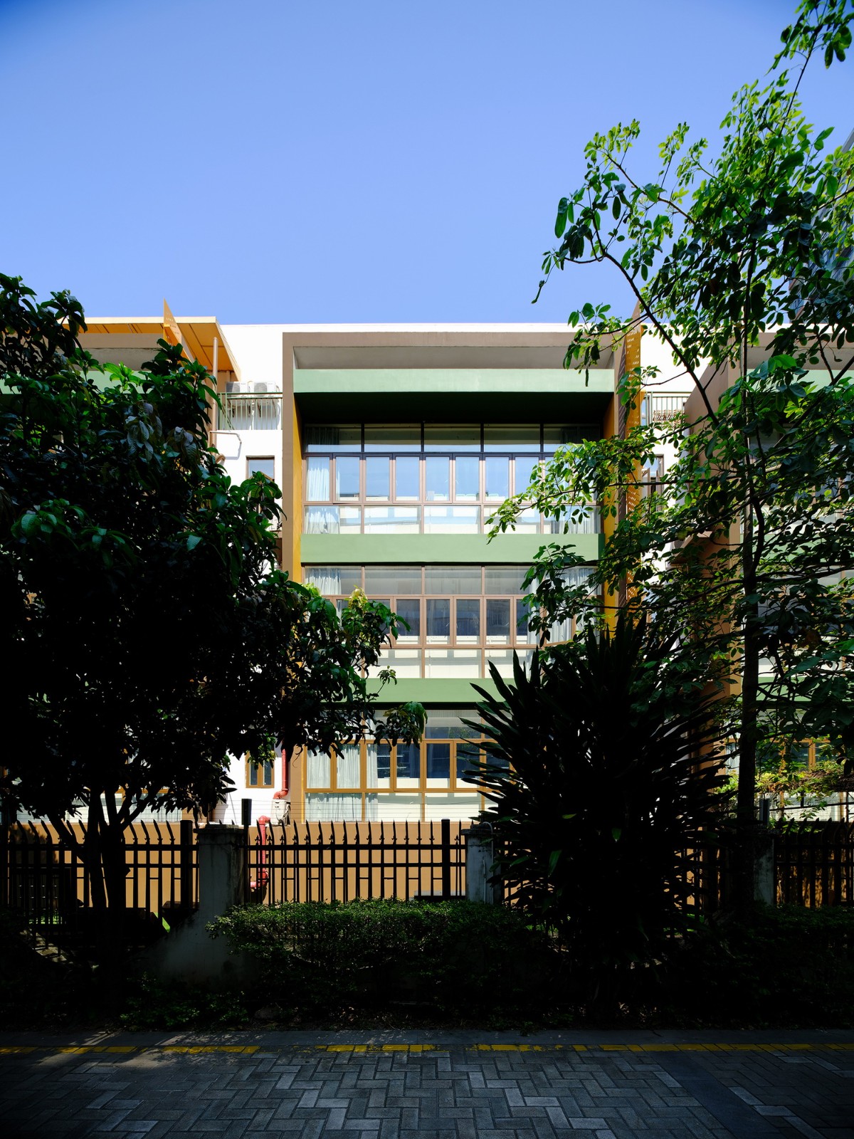 BIM建筑|深圳市碧榕湾幼儿园改造 / 不也设计工作室