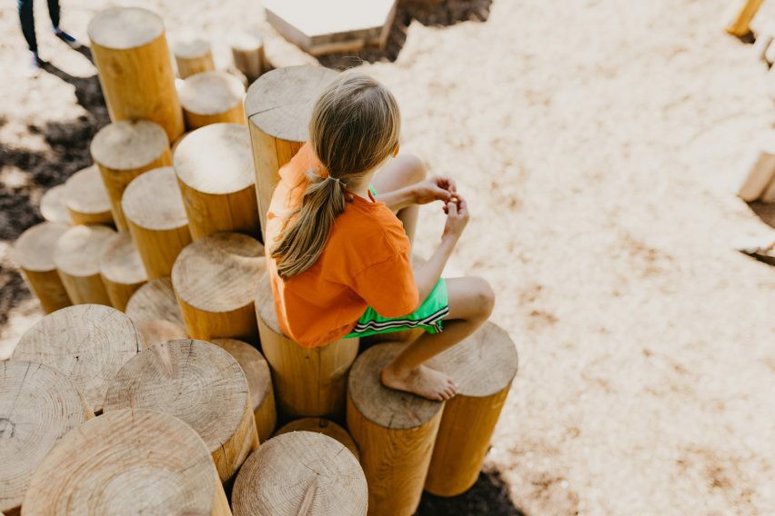 BIM建筑|隈研吾和地花工作室设计“木山”游乐场