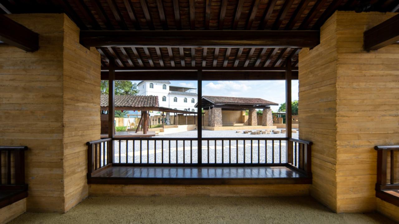 BIM建筑|瑶客共生广场 / 有限设计工作室