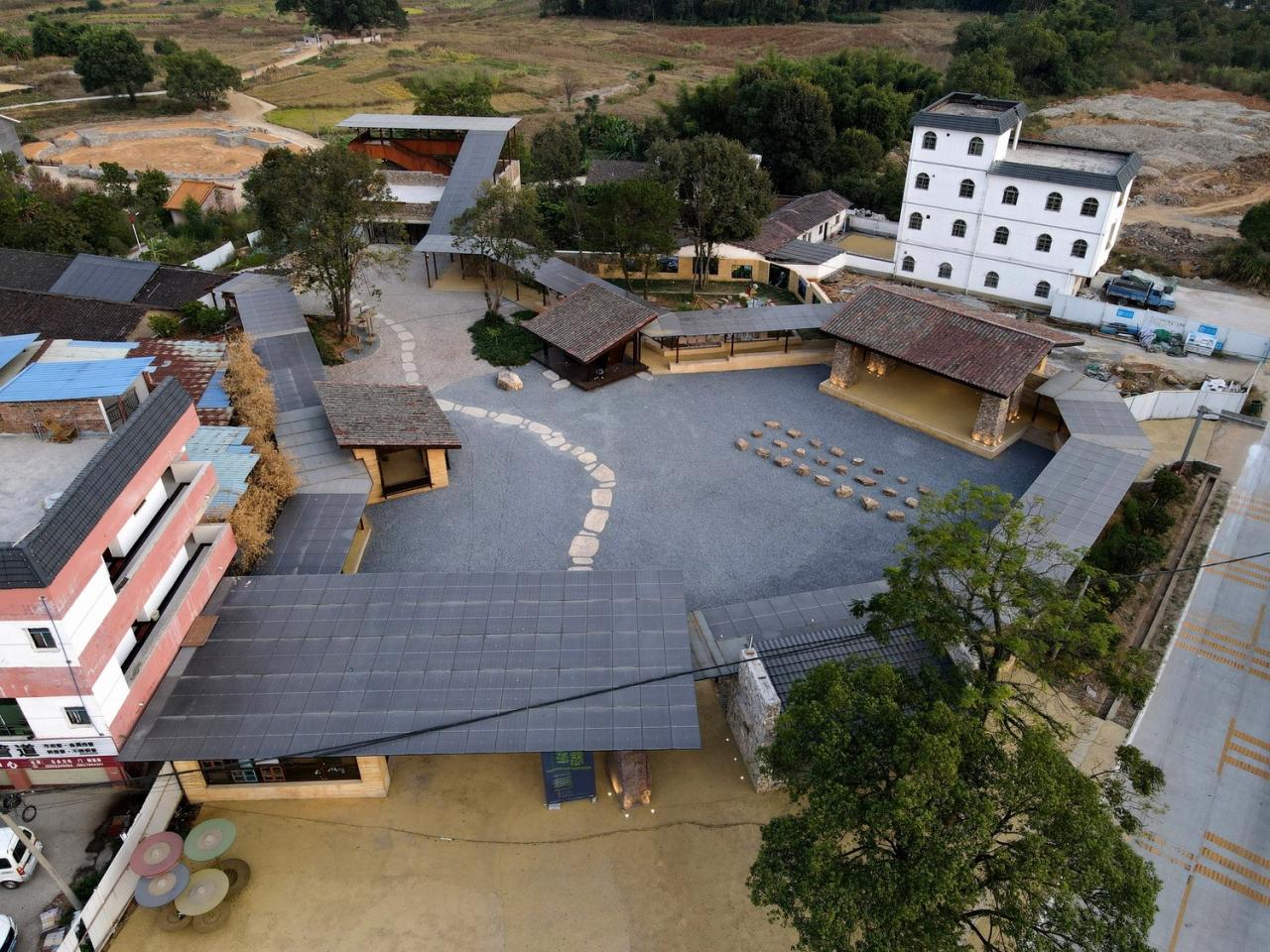 BIM建筑|瑶客共生广场 / 有限设计工作室