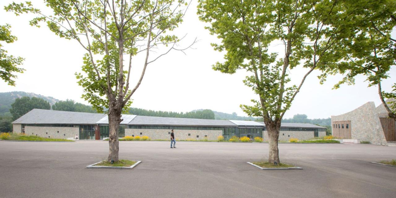 BIM建筑|驻龙山游客中心 / Aurelien Chen