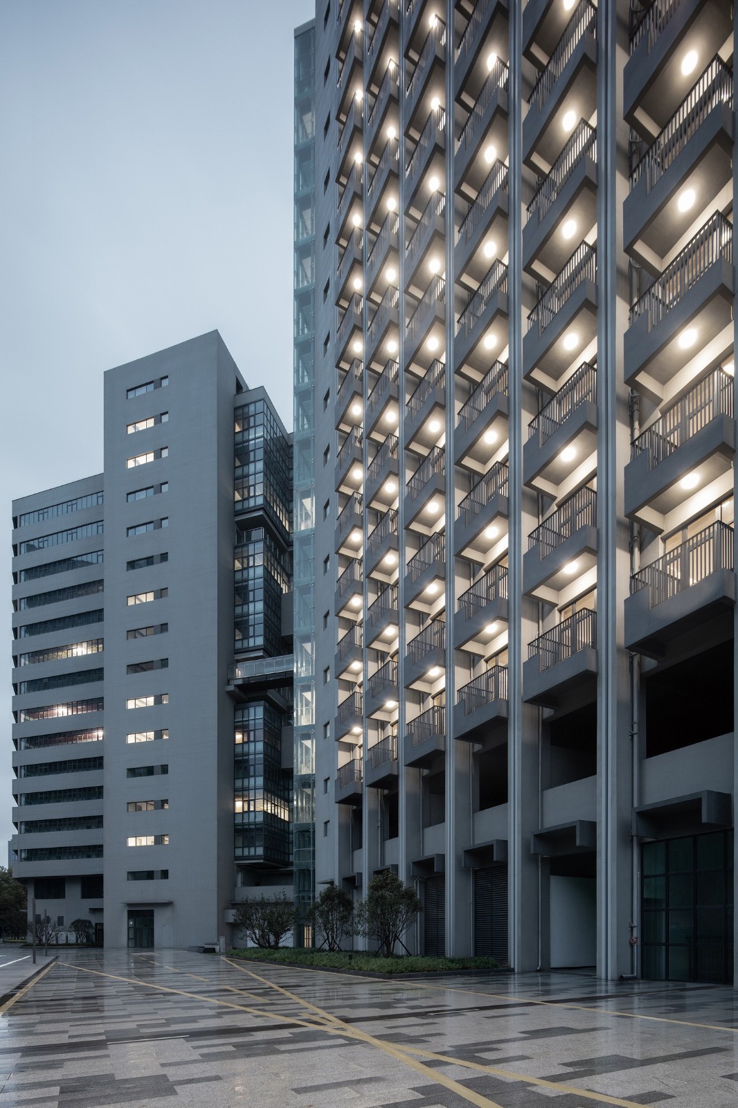 BIM建筑|南京未来科技城人才公寓 / 中锐华东荣朝晖工作室