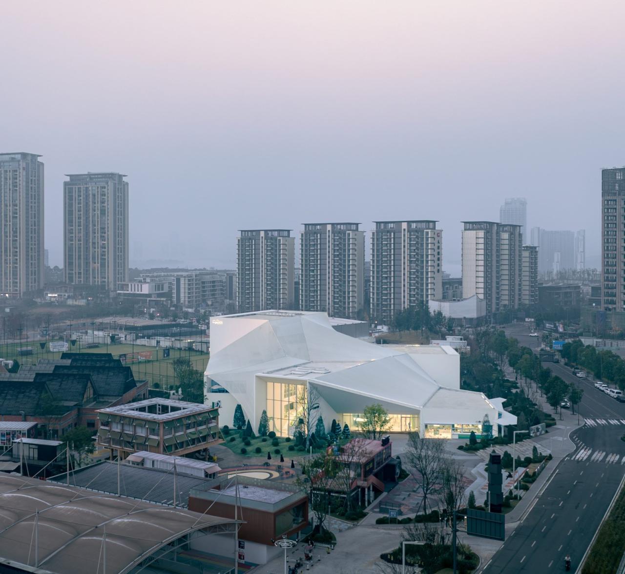 BIM建筑|麓湖一片森林儿童博物馆 / 大料建筑