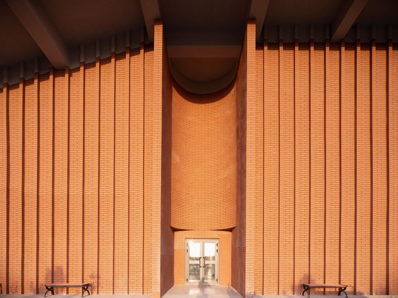 BIM建筑|华山中学博古其校区 / 荣朝晖工作室