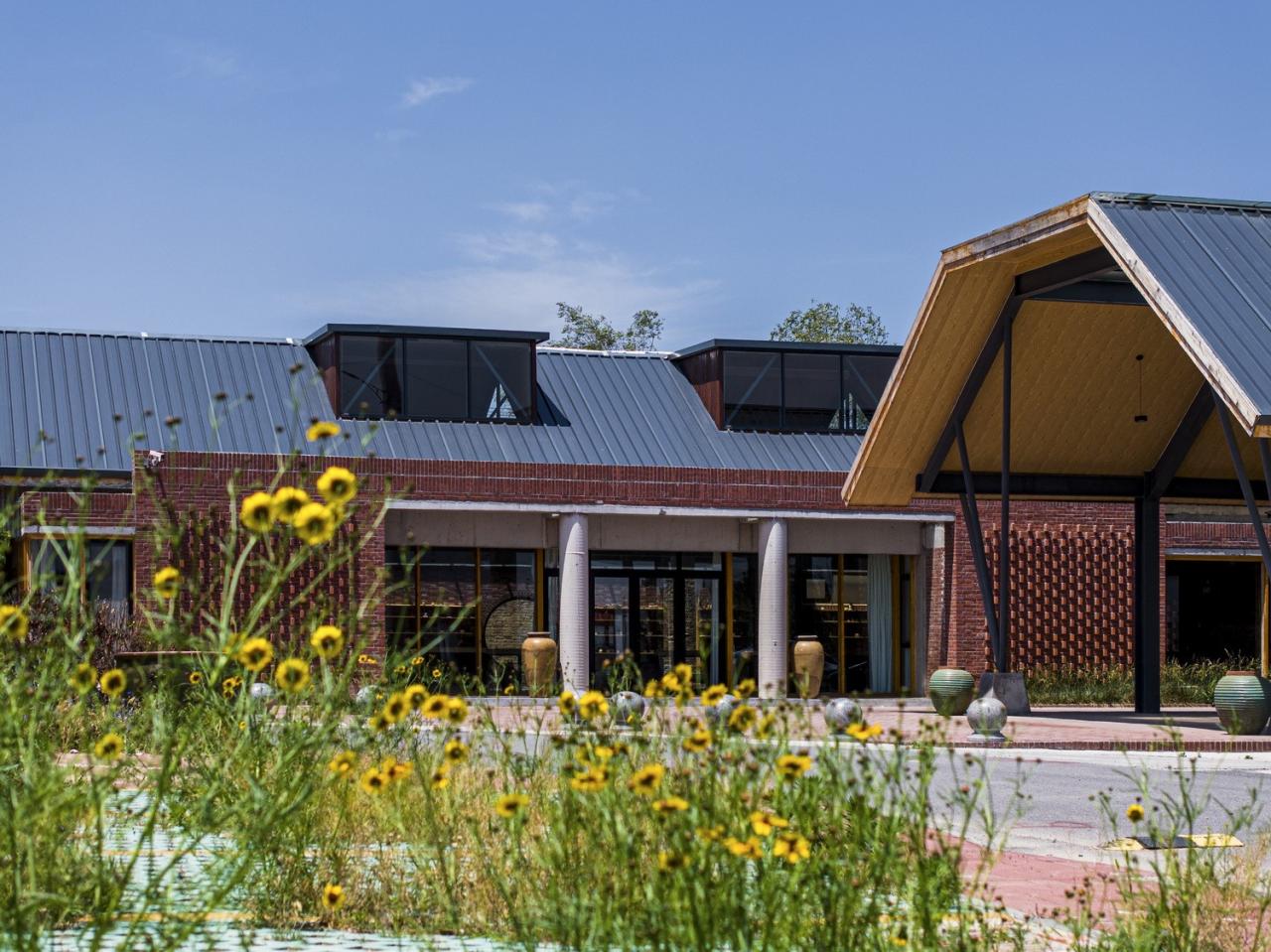 BIM建筑|李桂芬乡村综合体 / 山东省城乡规划设计研究院有限公司建筑创作中心