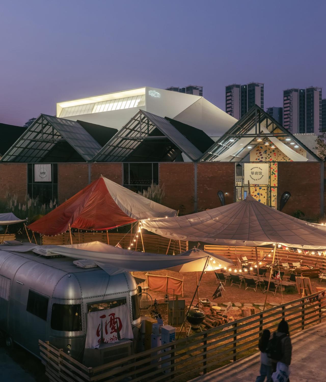 BIM建筑|麓湖一片森林儿童博物馆 / 大料建筑