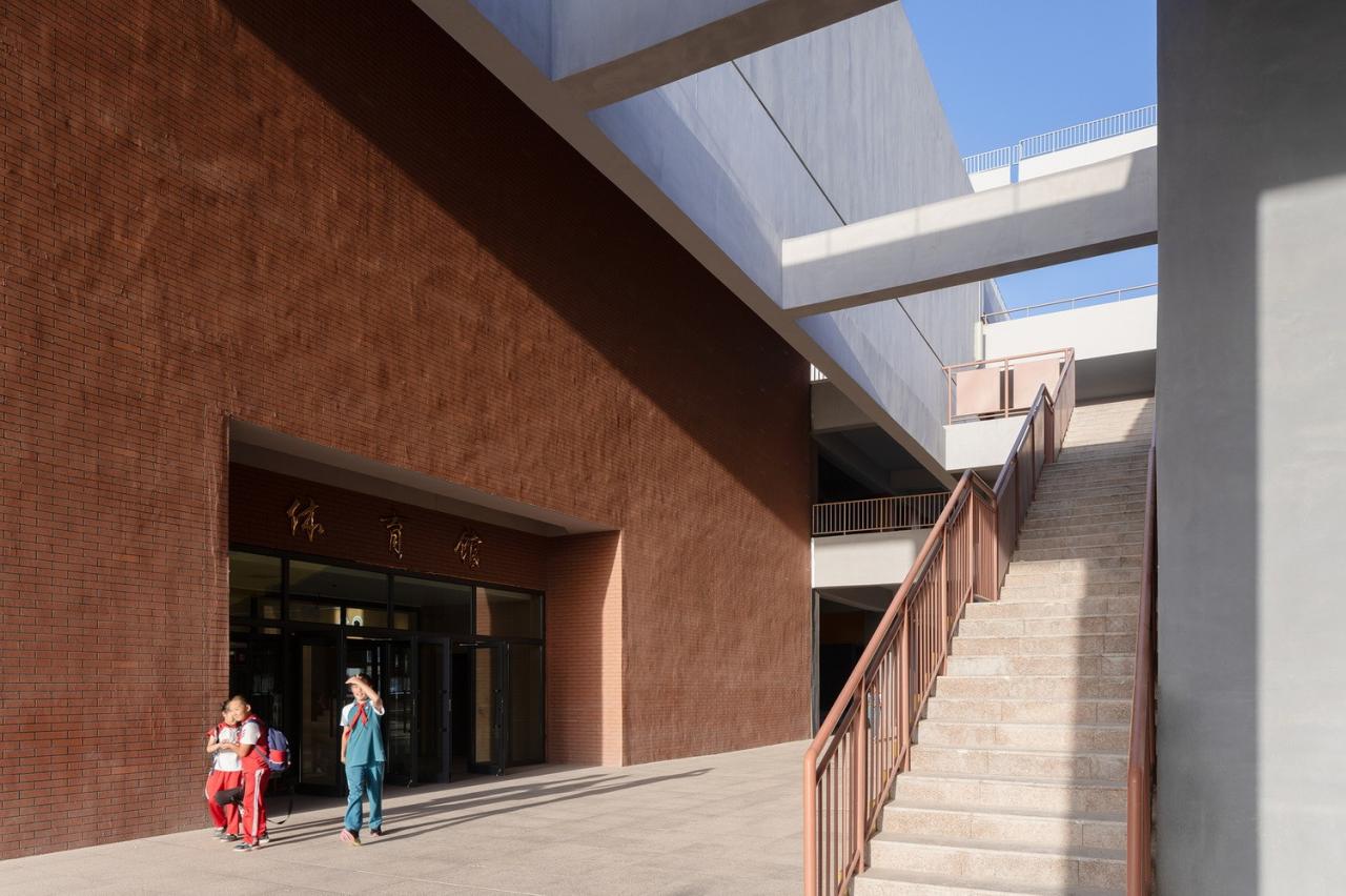 BIM建筑|华山中学博古其校区 / 荣朝晖工作室