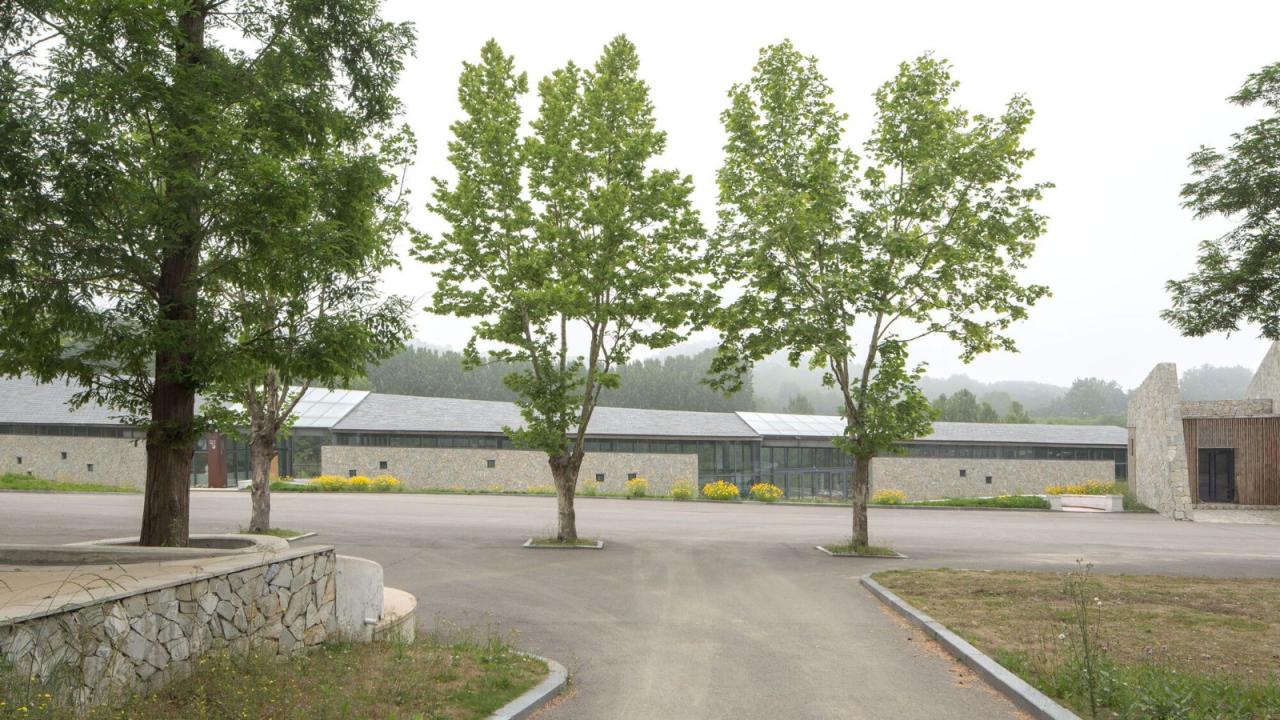 BIM建筑|驻龙山游客中心 / Aurelien Chen