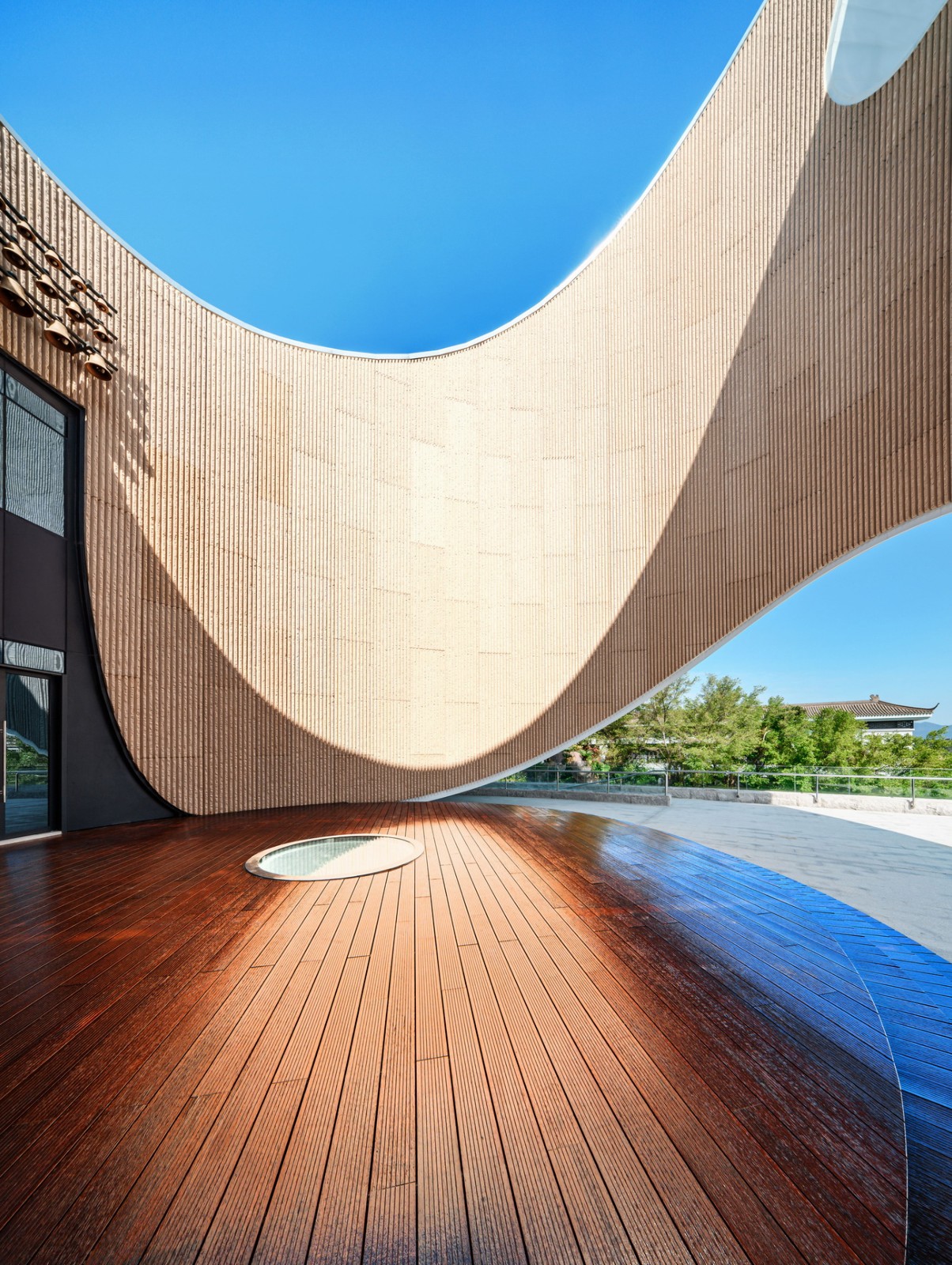 BIM建筑|巨龙山教堂 / INUCE • Dirk U. Moench