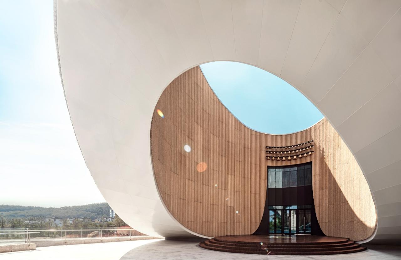 BIM建筑|巨龙山教堂 / INUCE • Dirk U. Moench