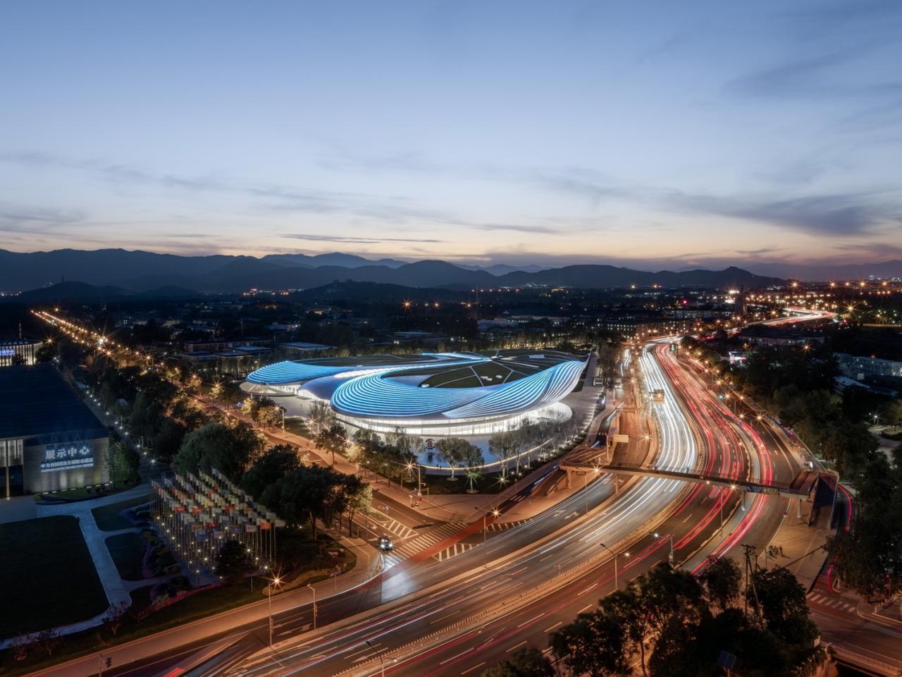 BIM建筑|北京中关村国际创新中心建成 / 马岩松MAD