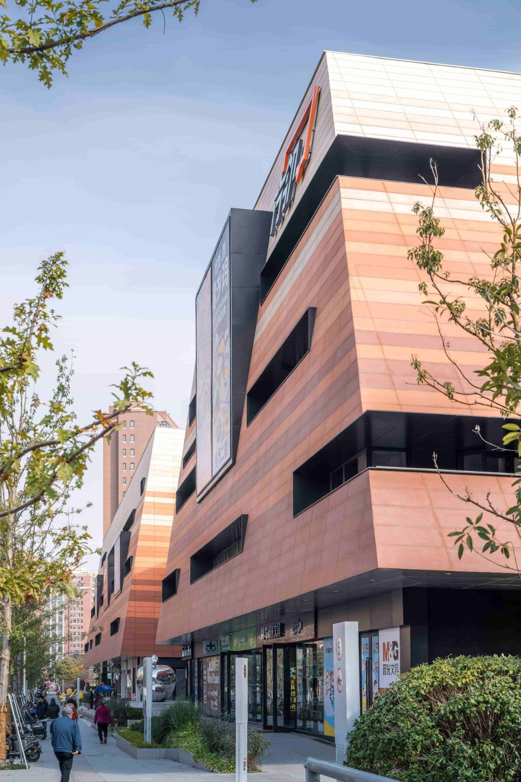 BIM建筑|金地方邻泗泾商业中心 / Wutopia Lab