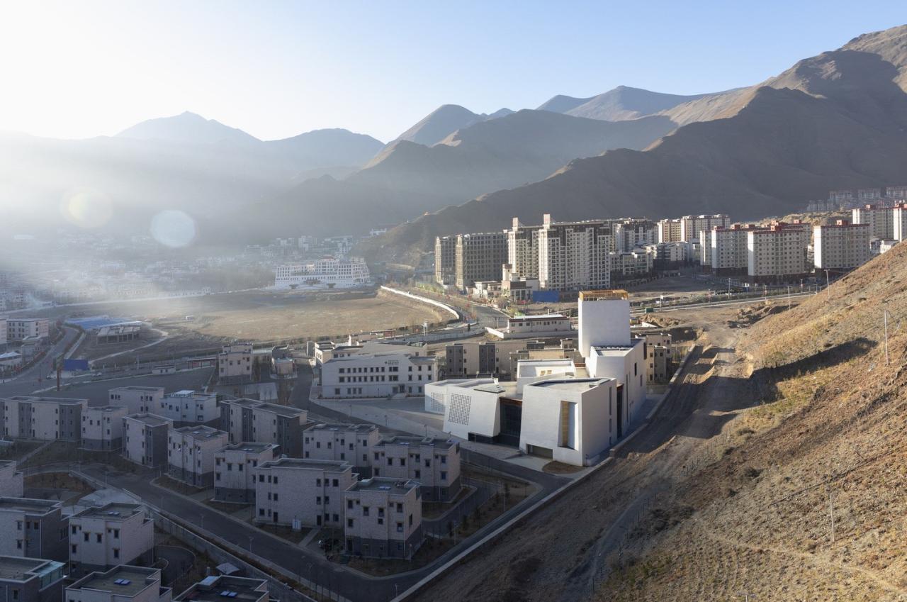 BIM建筑|西藏唐卡艺术博物馆 / AND Studio