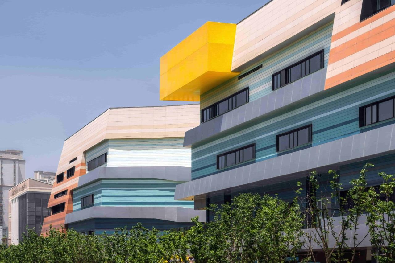 BIM建筑|金地方邻泗泾商业中心 / Wutopia Lab