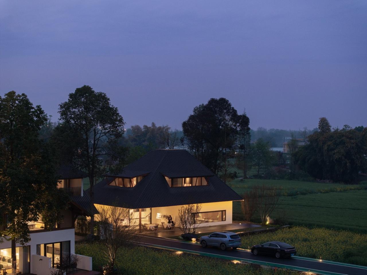 BIM建筑|跨越千年农耕生活的对谈：新都·百草香庐 / 小隐建筑