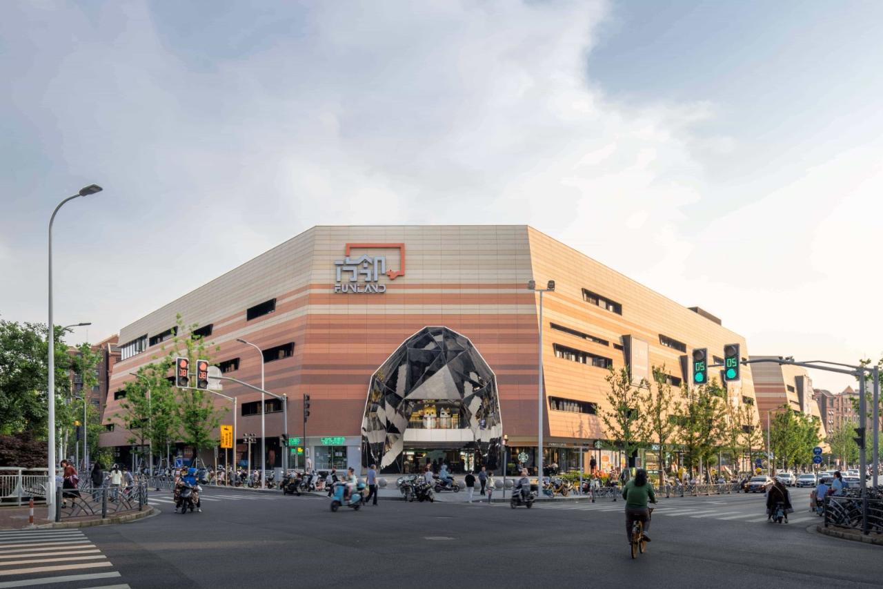 BIM建筑|金地方邻泗泾商业中心 / Wutopia Lab