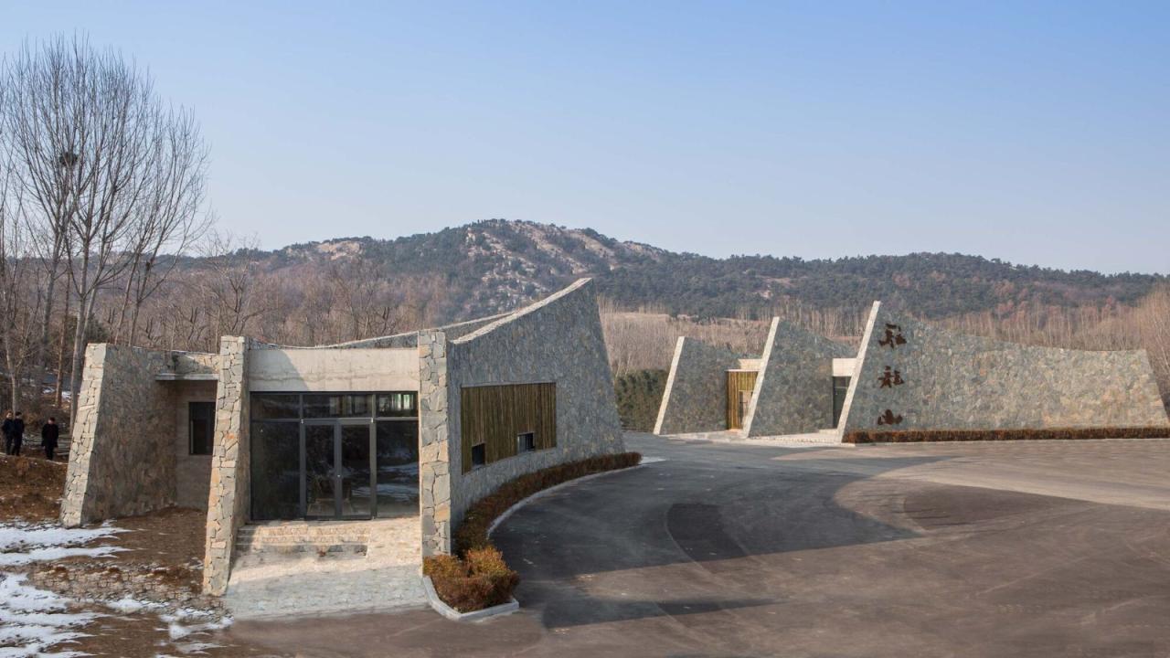 BIM建筑|驻龙山游客中心 / Aurelien Chen