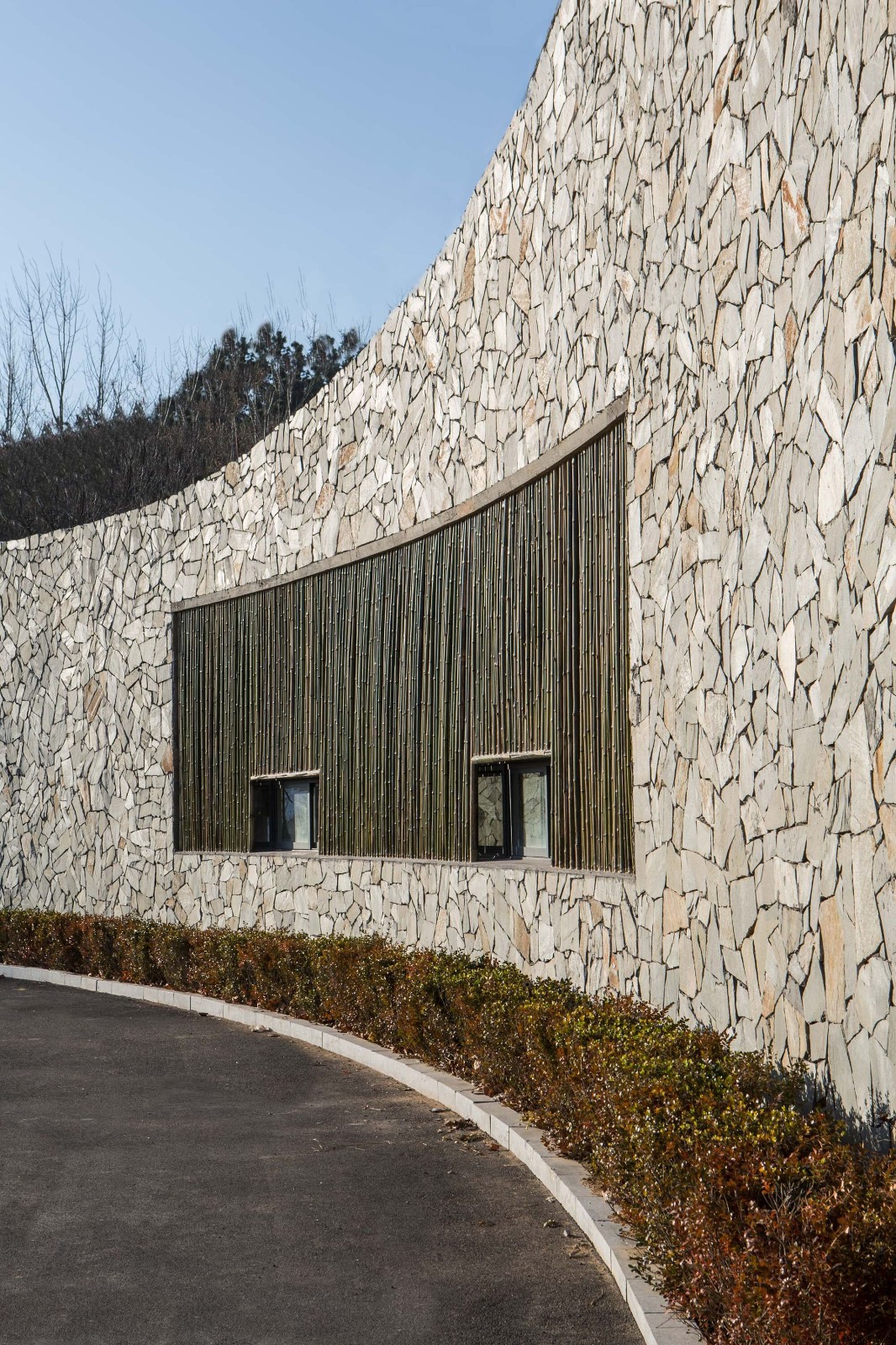 BIM建筑|驻龙山游客中心 / Aurelien Chen