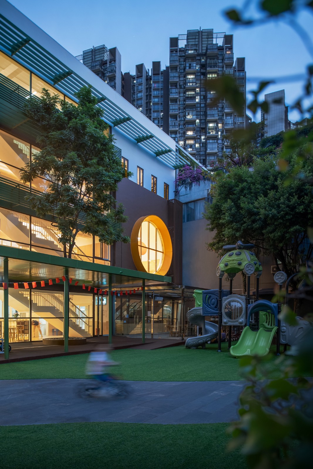 BIM建筑|深圳市碧榕湾幼儿园改造 / 不也设计工作室