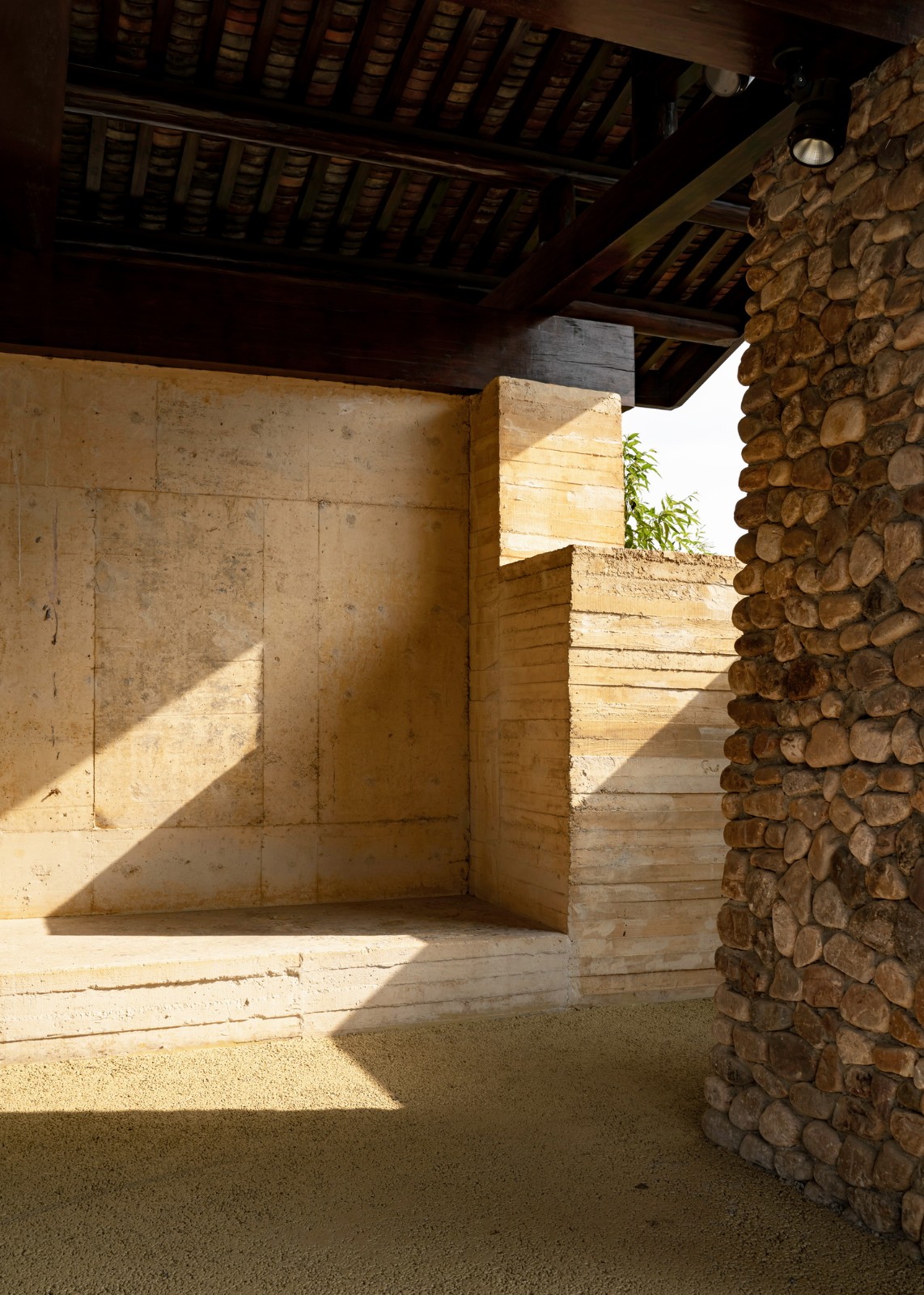 BIM建筑|瑶客共生广场 / 有限设计工作室