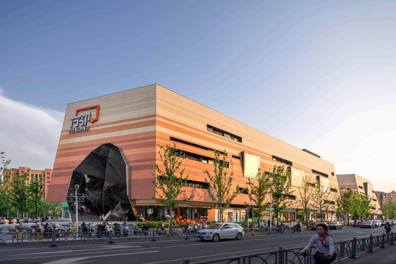 BIM建筑|金地方邻泗泾商业中心 / Wutopia Lab