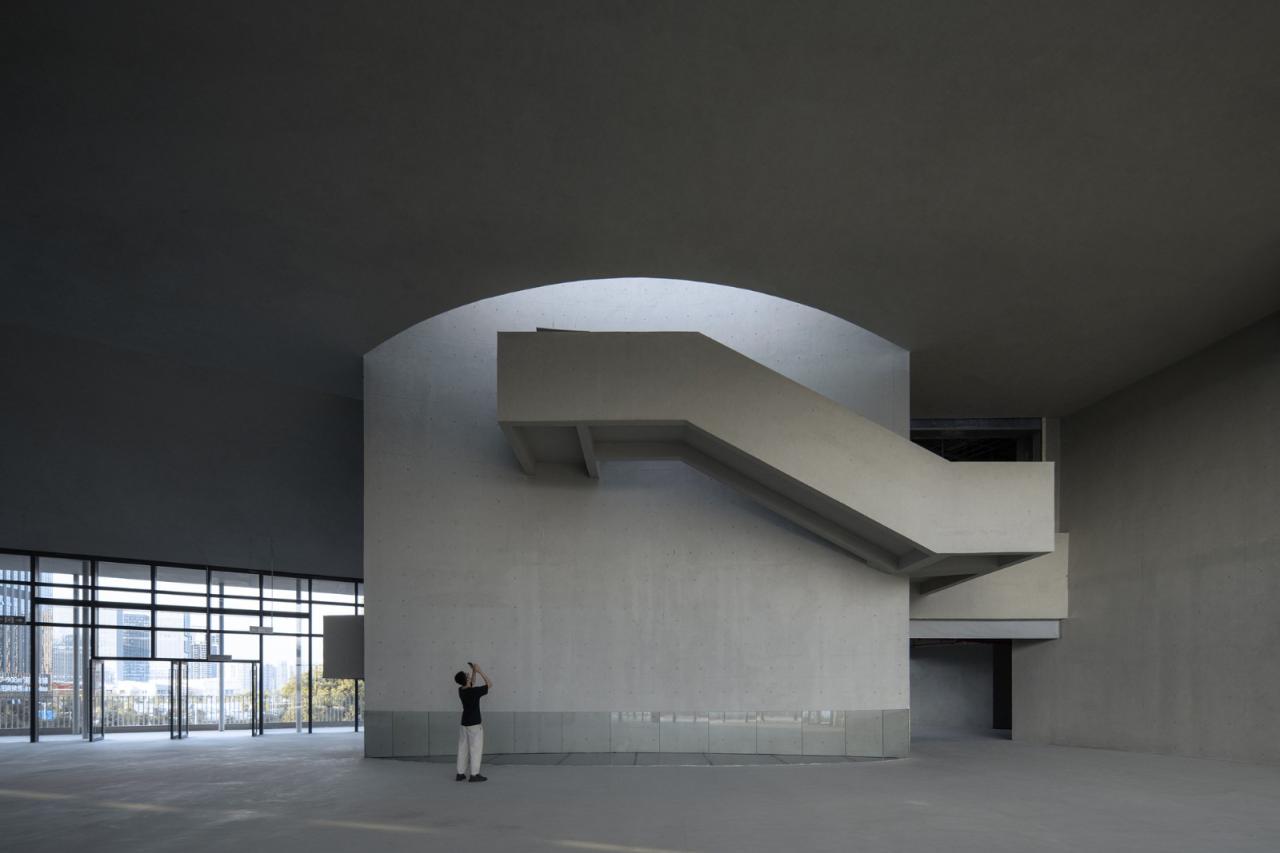 BIM建筑|湖南广电芒果马栏山广场 / 地方工作室