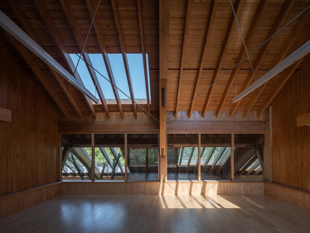 BIM建筑|上海长宁环城生态公园带市民服务驿站 / 致正建筑工作室 + 冶是建筑