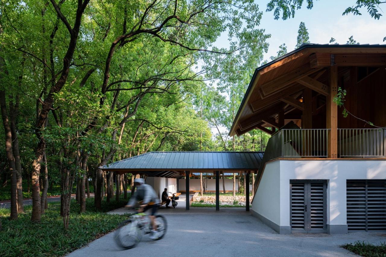 BIM建筑|上海长宁环城生态公园带市民服务驿站 / 致正建筑工作室 + 冶是建筑