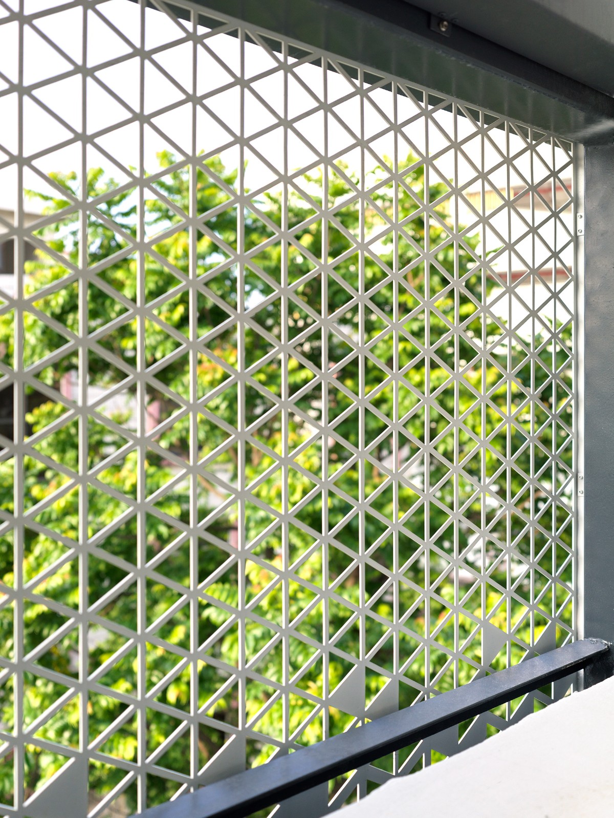 BIM建筑|洪梅镇中心区停车楼：小镇“边角地”的重生 / 森磊国际