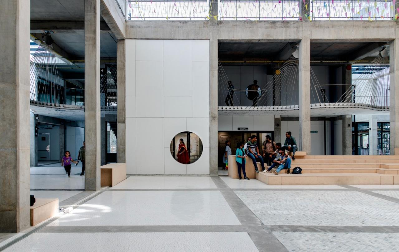 BIM建筑|第三空间文化学习中心 / Studio Saar