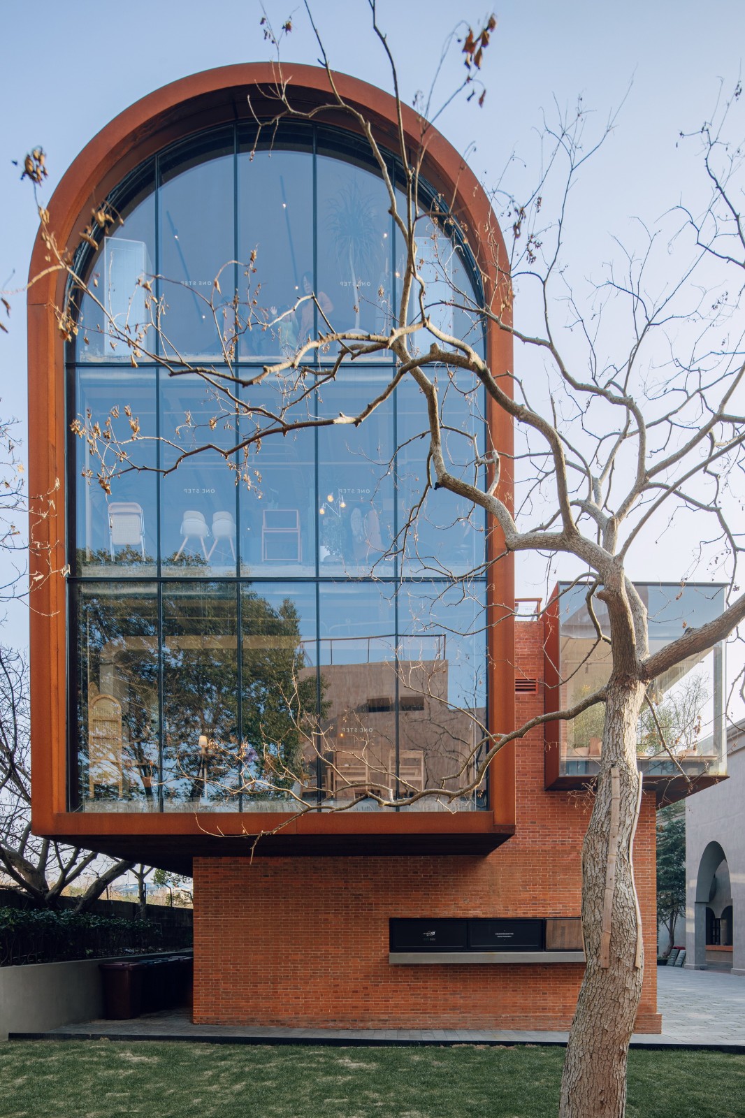 BIM建筑|53° ·EKA天物，上海 / 本哲建筑