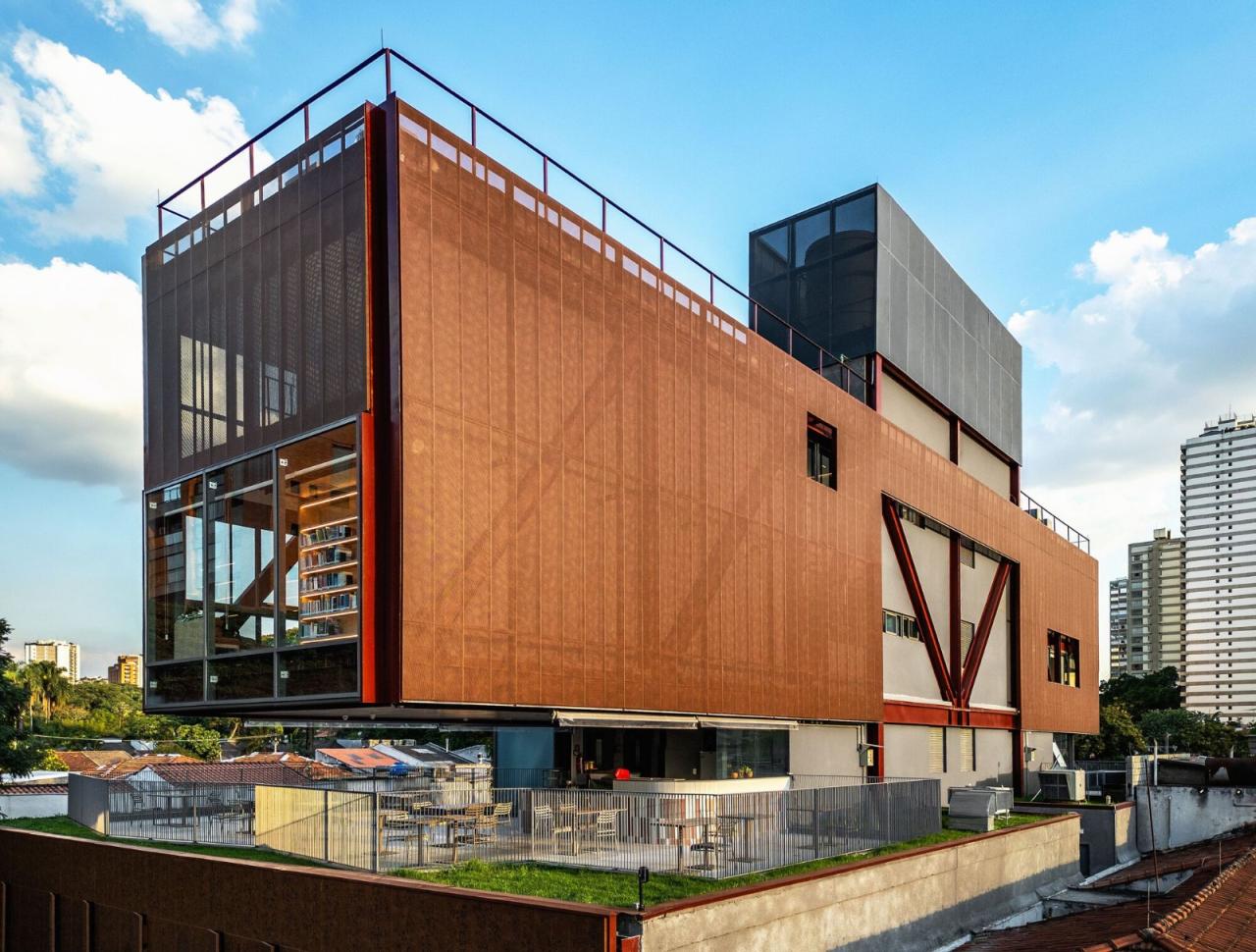 BIM建筑|鲁道夫斯坦纳大学 / Biselli Katchborian Arquitetos