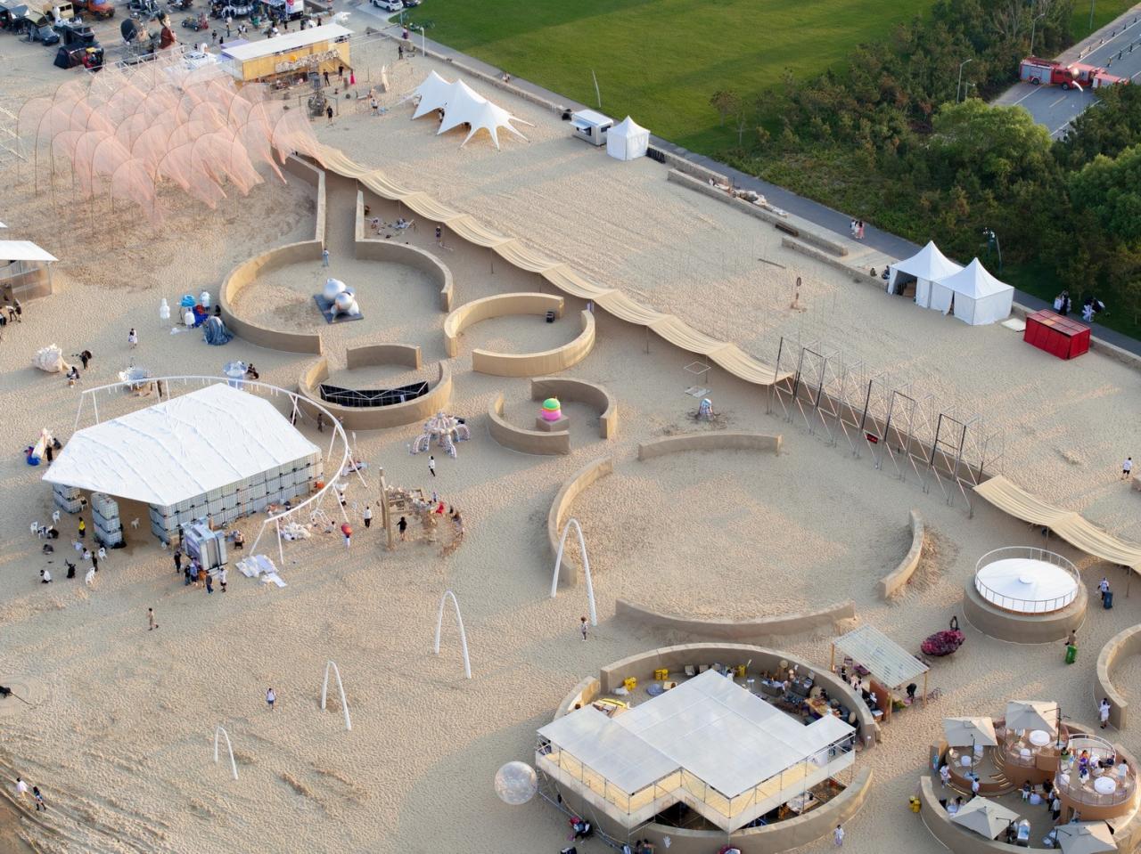 BIM建筑|候鸟沙城 ：“2024阿那亚戏剧节”新作 / 马岩松