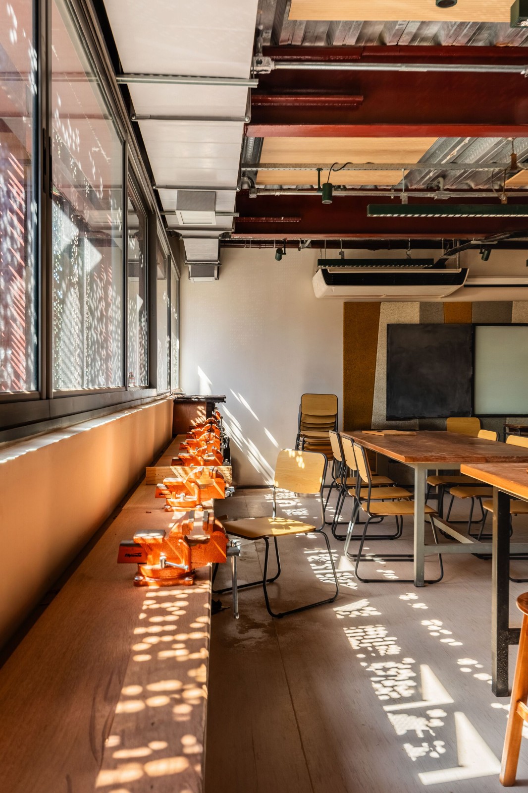 BIM建筑|鲁道夫斯坦纳大学 / Biselli Katchborian Arquitetos