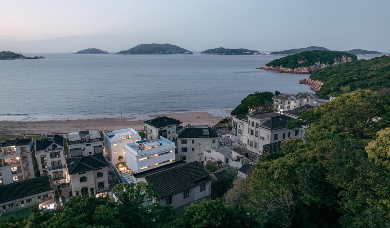 BIM建筑|舟山海街11号民宿二期 / MAT超级建筑