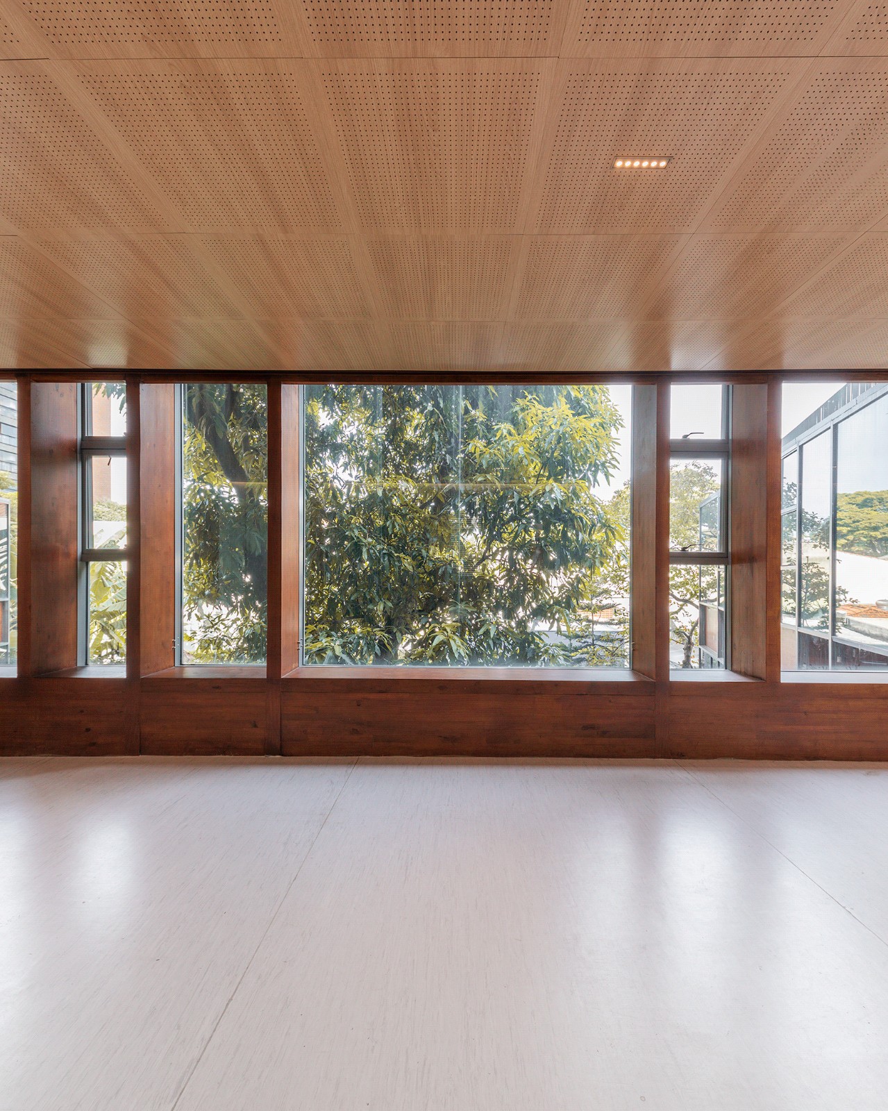 BIM建筑|鲁道夫斯坦纳大学 / Biselli Katchborian Arquitetos