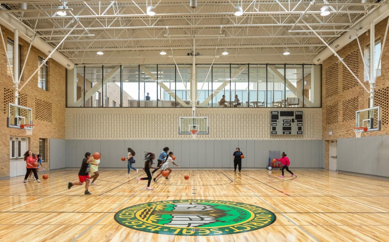 BIM建筑|芝加哥公园区总部和体育馆 / John Ronan Architects