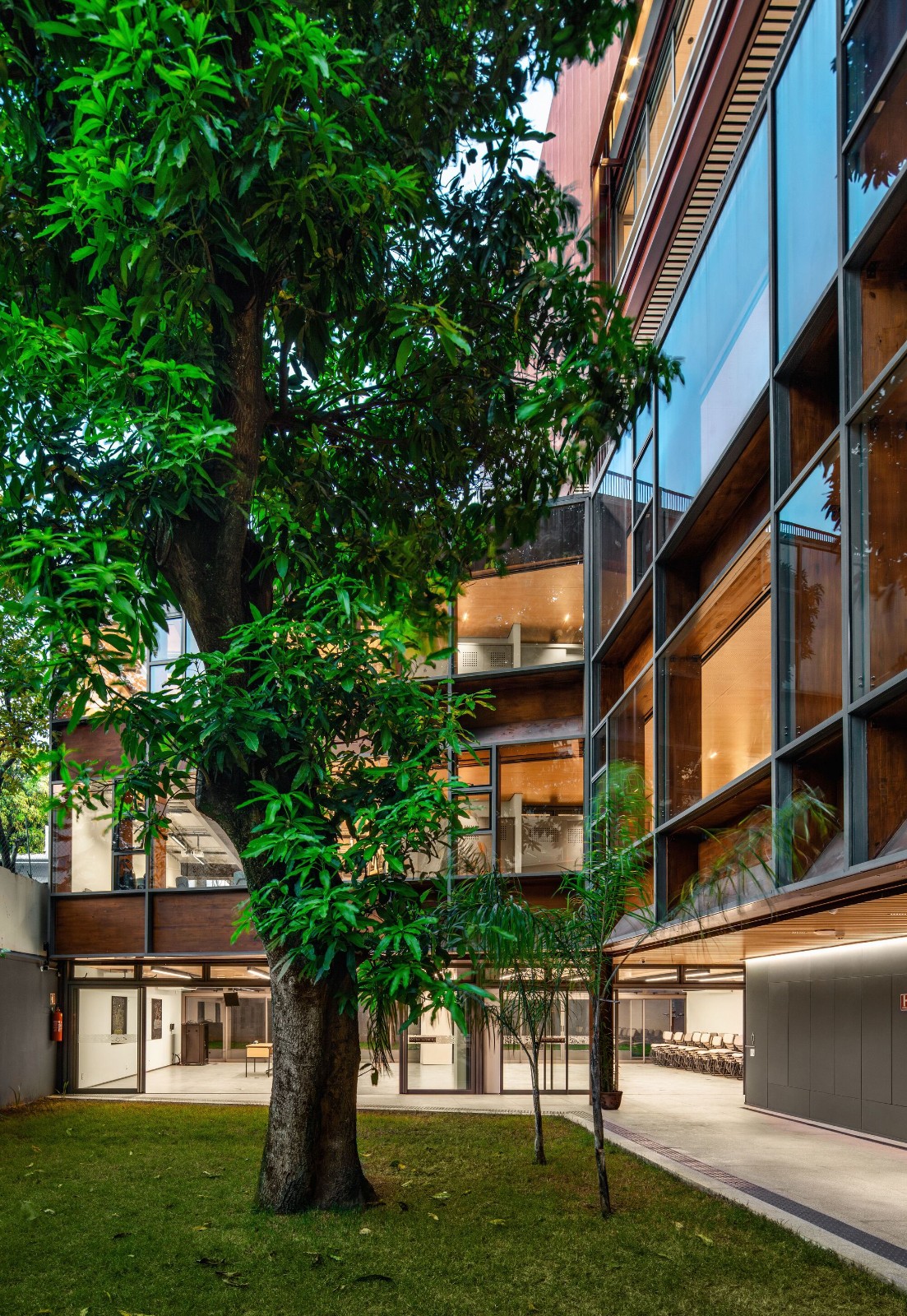 BIM建筑|鲁道夫斯坦纳大学 / Biselli Katchborian Arquitetos