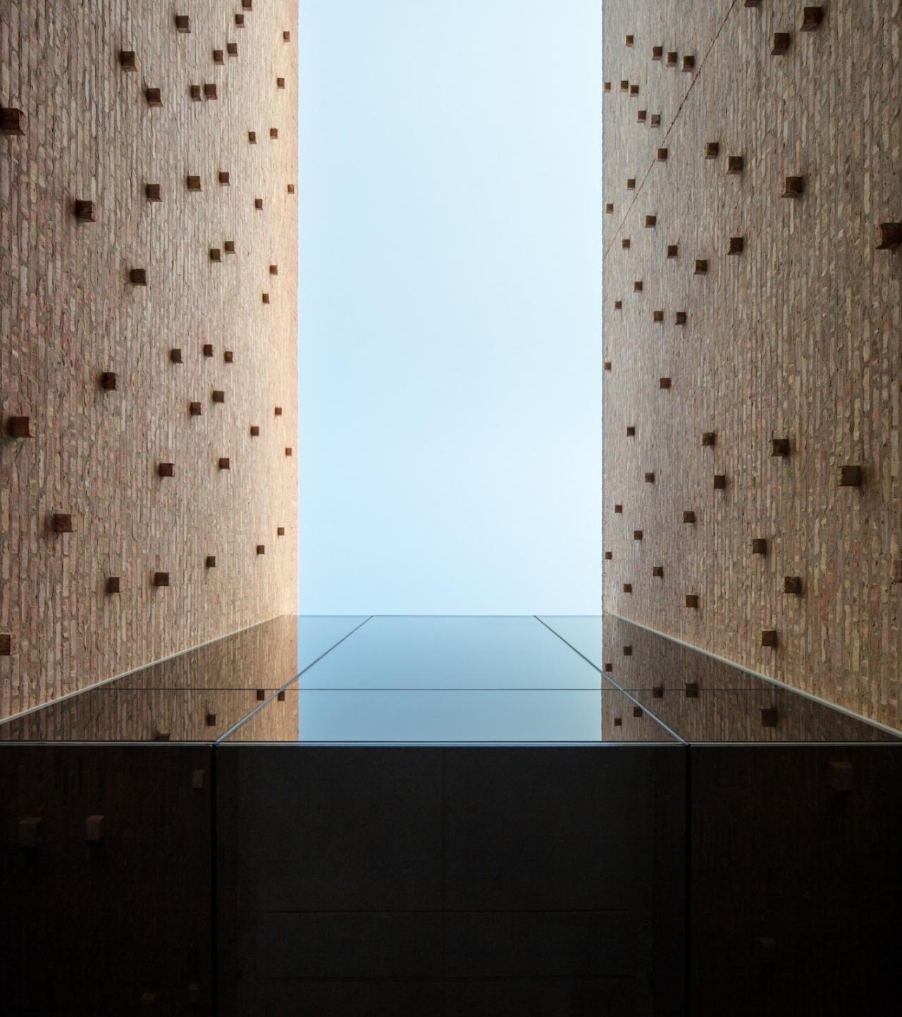 BIM建筑|芝加哥公园区总部和体育馆 / John Ronan Architects