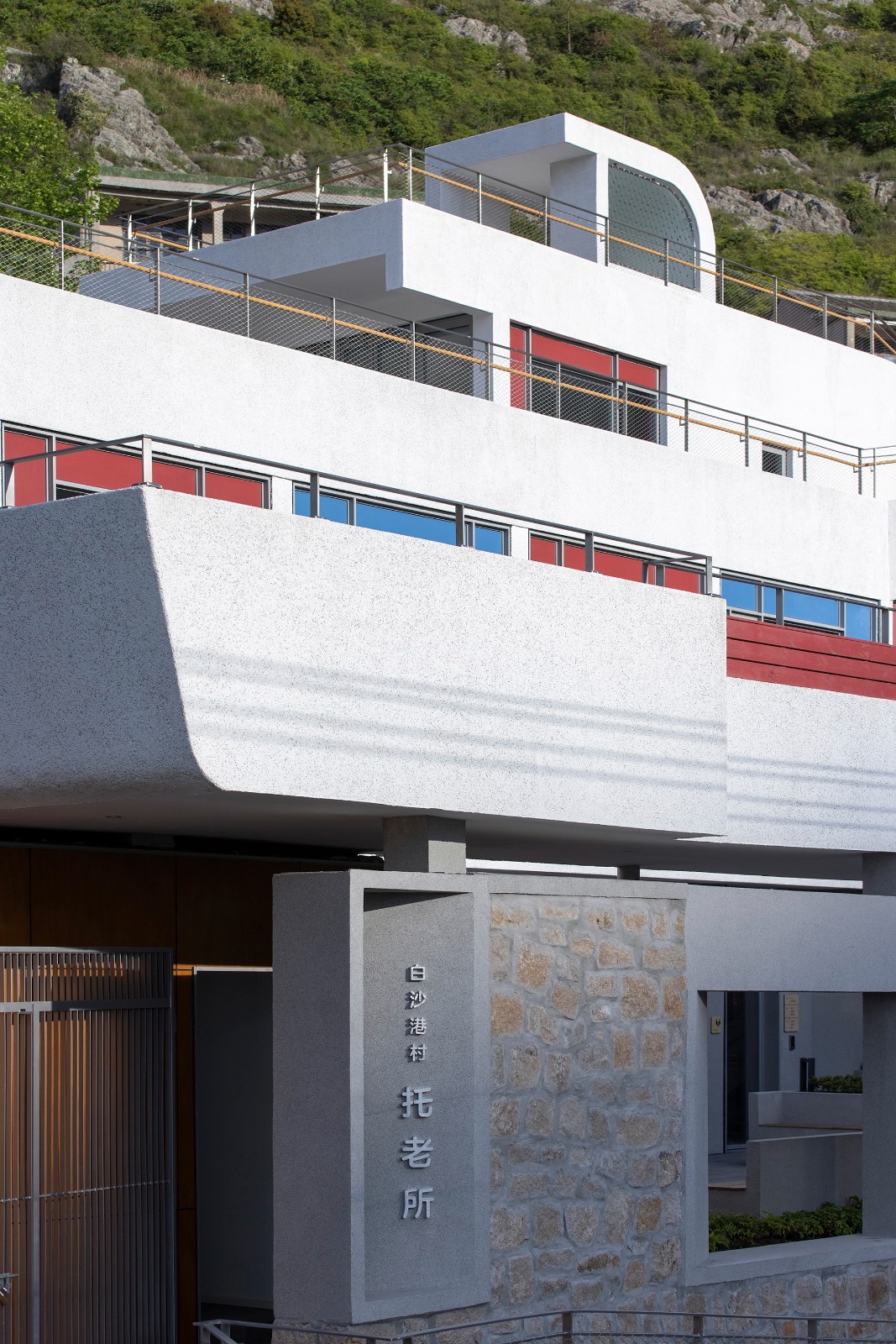 BIM建筑|孤岛浮舟：舟山柴山岛托老所 / 孟凡浩-line+建筑事务所