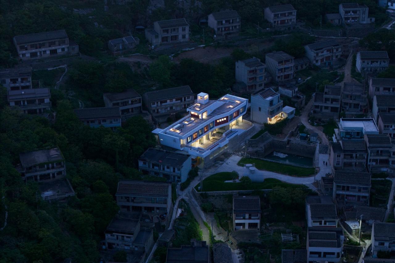 BIM建筑|孤岛浮舟：舟山柴山岛托老所 / 孟凡浩-line+建筑事务所
