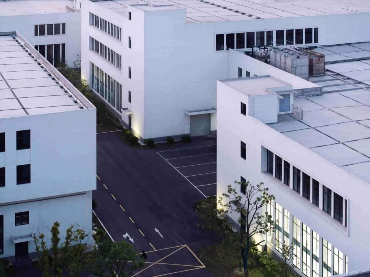 BIM建筑|美术馆语境下的温情工厂/ 田字格建筑事务所