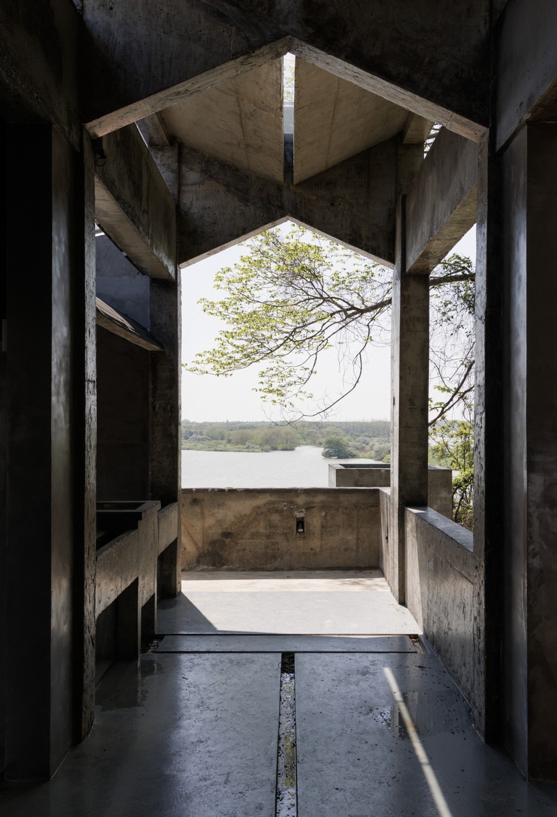 BIM建筑|龙游瀫馆水文展览馆 / 沚山建筑